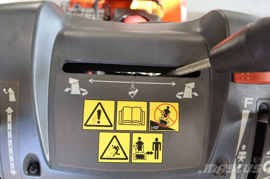 Husqvarna ST 276EP Entretien du sol - Autres