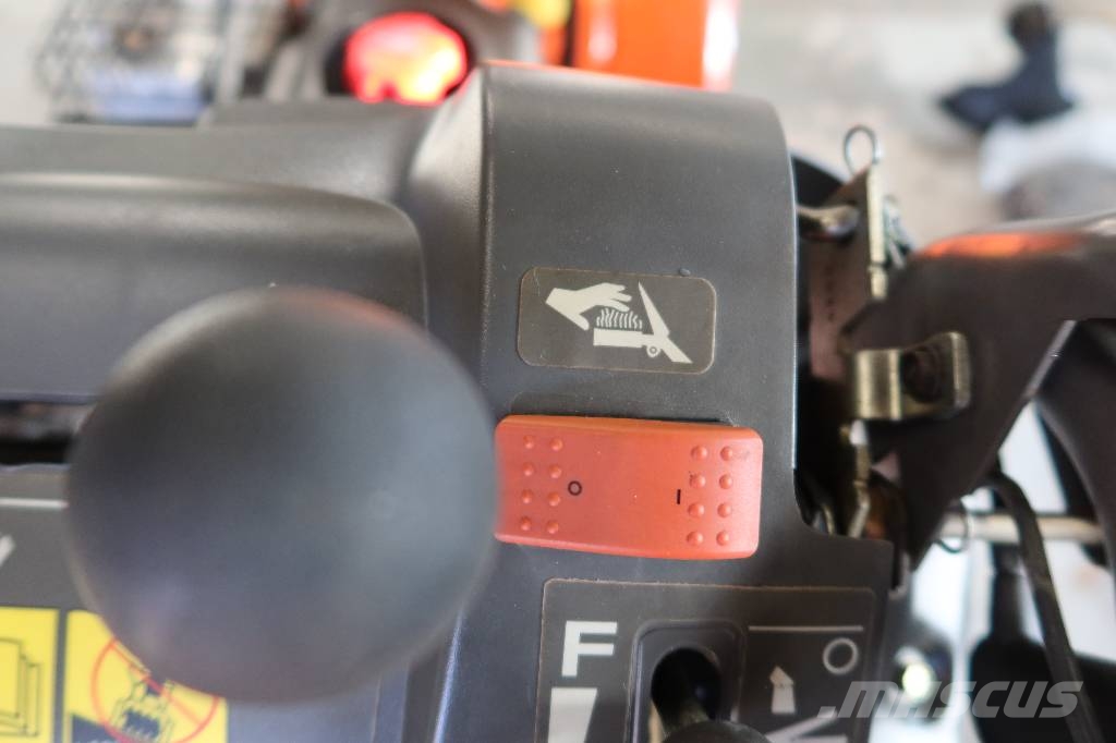 Husqvarna ST 276EP Entretien du sol - Autres