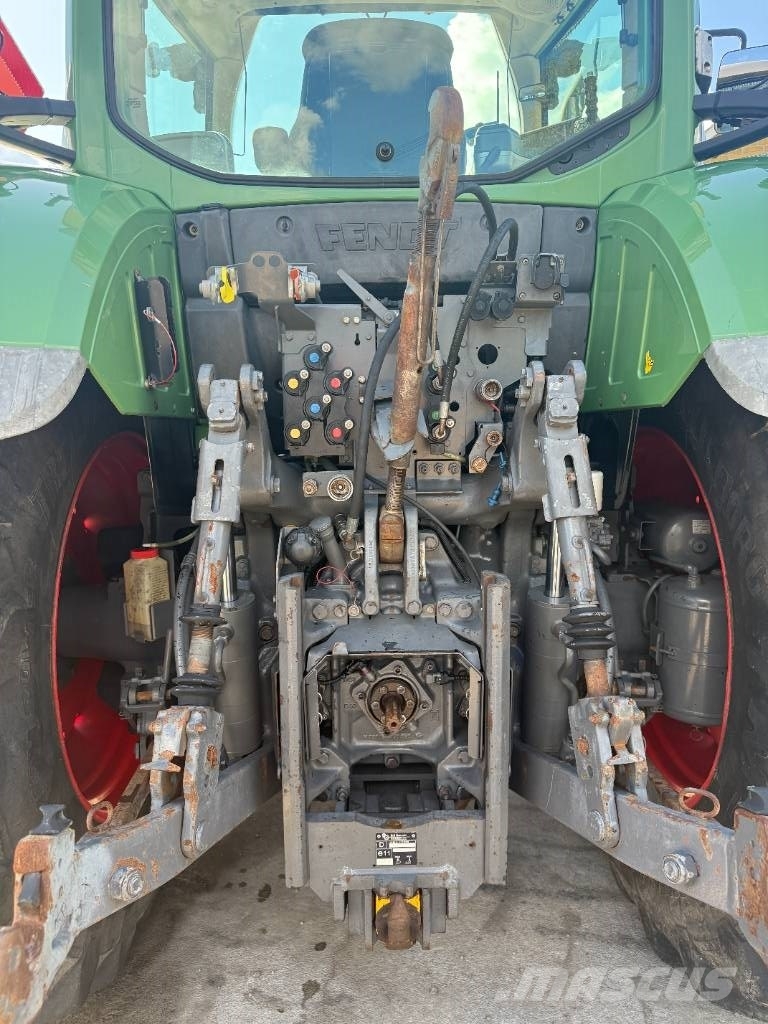 Fendt 724 SCR Profi Plus Трактори
