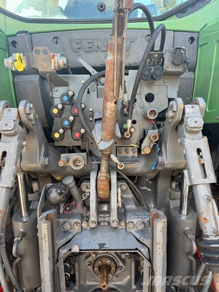 Fendt 724 SCR Profi Plus Трактори