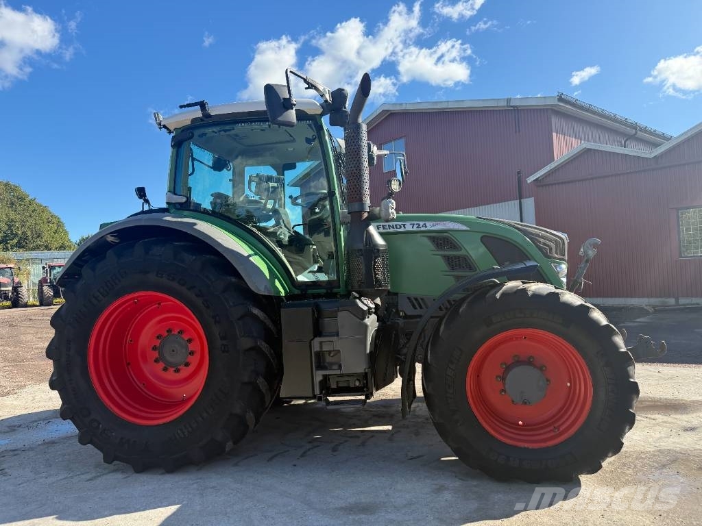 Fendt 724 SCR Profi Plus Трактори