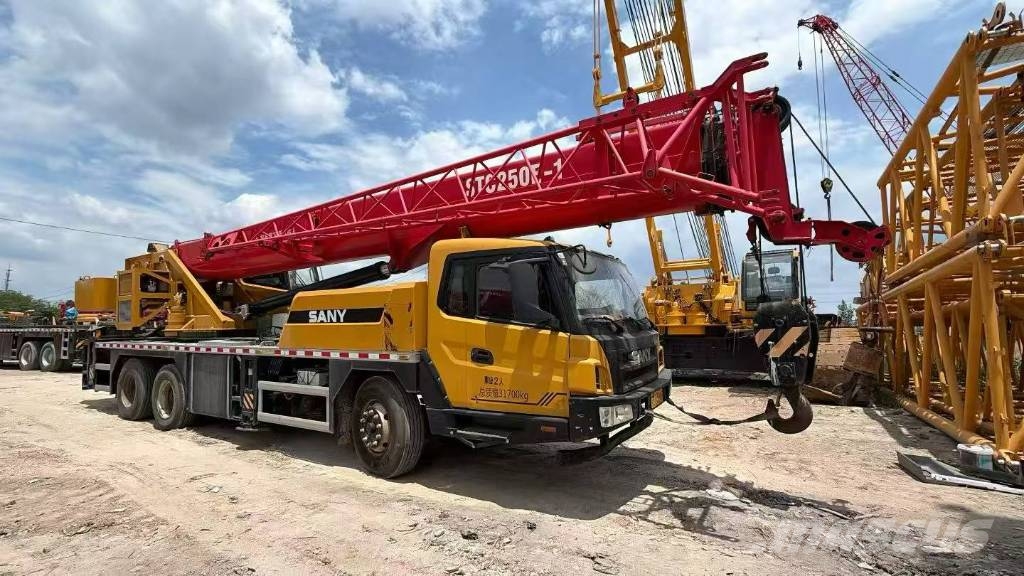 Sany SYM5330JQZ25E Mobiilinosturit
