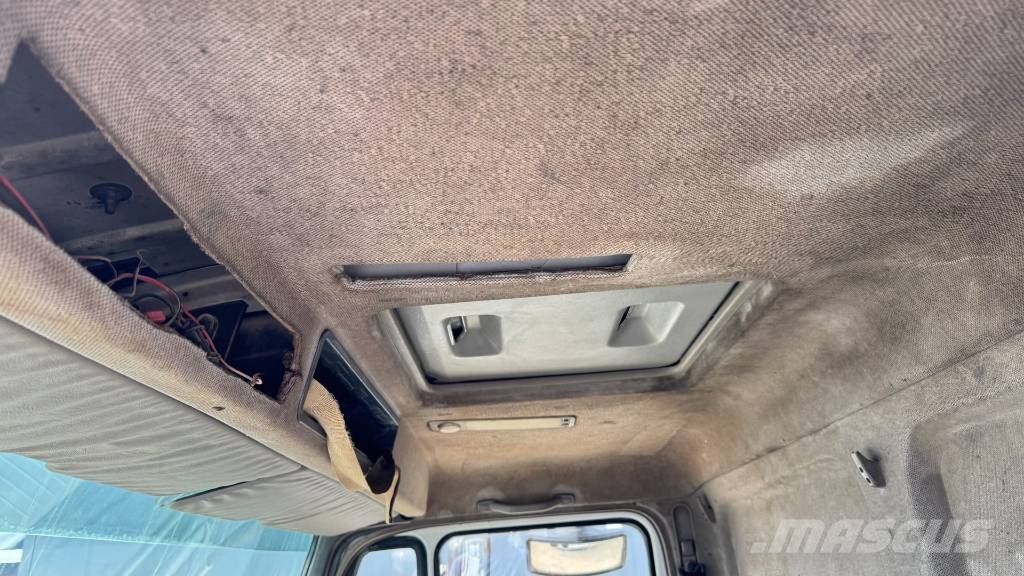 Mercedes-Benz 2629 6X4 chassis - spring - V8 Chassis Cab trucks