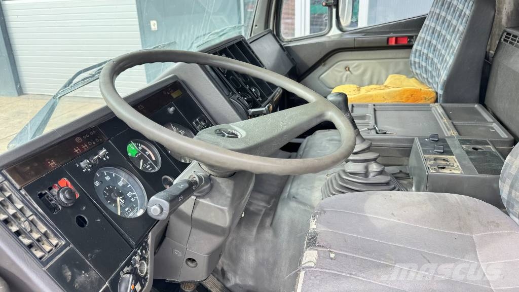 Mercedes-Benz 2629 6X4 chassis - spring - V8 Chassis Cab trucks