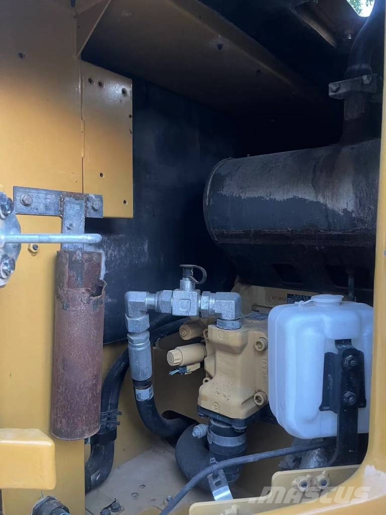 CAT 307.5 Escavadeiras de esteiras