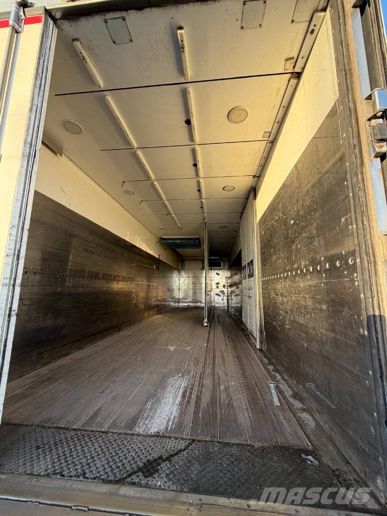 Scania P320LB6X2*4MNB Seria nr 0281 Camion frigorifique