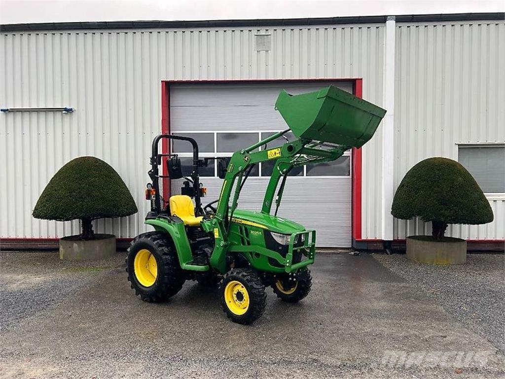 John Deere 3025 E Traktorji
