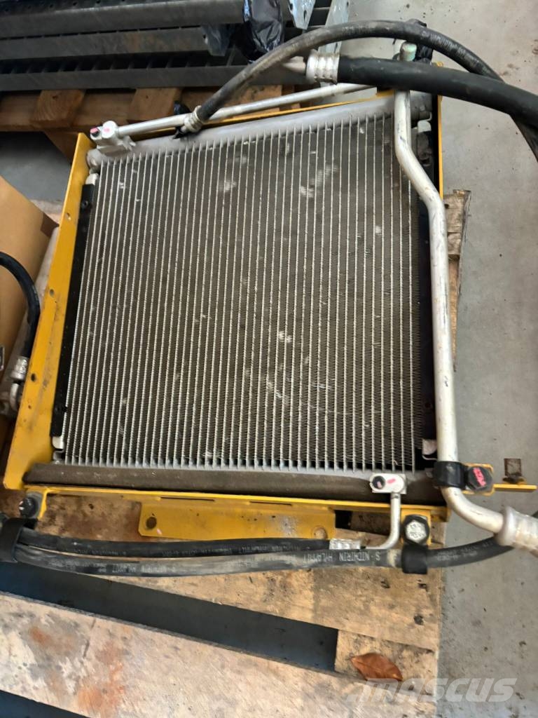 CAT 349 E Parts Lánctalpas kotrók