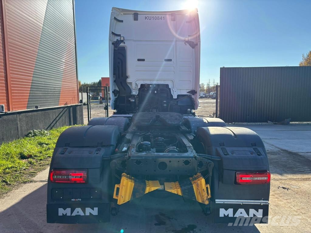MAN TGX 28.510 6x2 TWIN BED GX CAB / INTARDER / DOUBLE 中古トラクターヘッド | トレーラーヘッド
