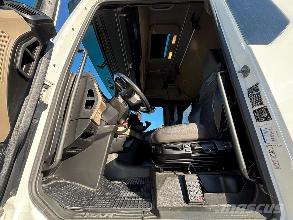 MAN TGX 28.510 6x2 TWIN BED GX CAB / INTARDER / DOUBLE 中古トラクターヘッド | トレーラーヘッド