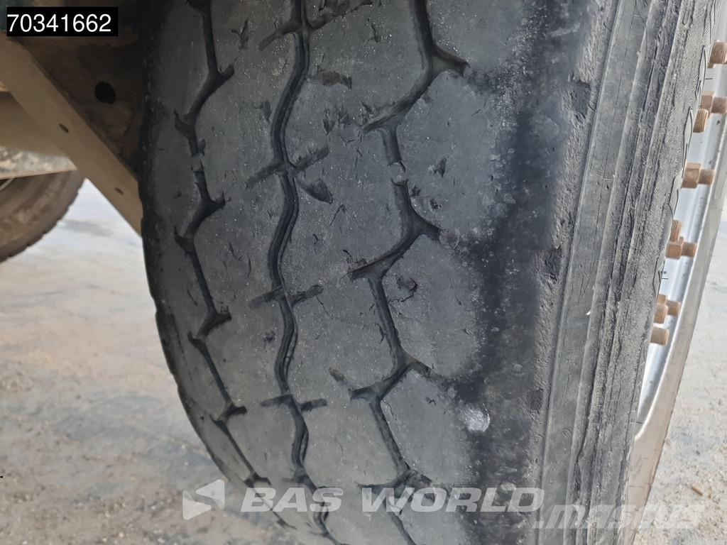 Schwarzmüller SM 25m3 Lift Axle SAF SIO Piekabes pašizgāzēji