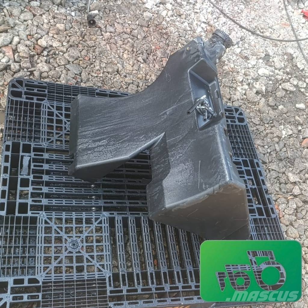 Merlo P25.6 Fuel tank Tank 069910 070119 Raamid