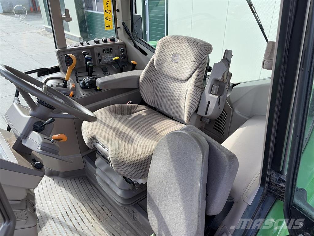 John Deere 6120M AQ TLS Tractoare