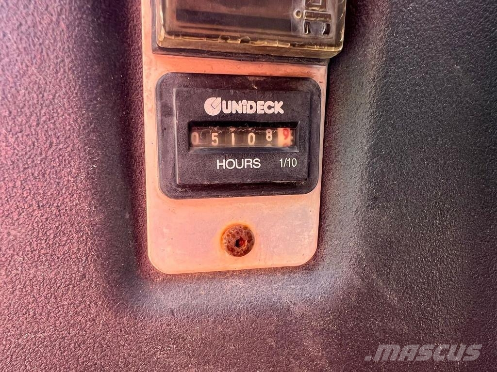 Ausa D 600 APG Мини-самосвалы