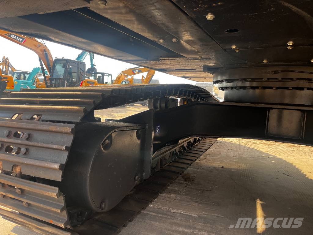 Volvo EC 240 B Gravemaskiner på larvebånd