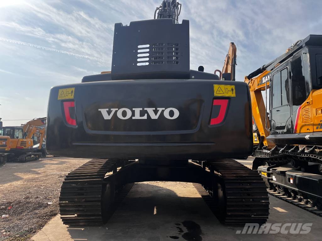 Volvo EC 240 B Gravemaskiner på larvebånd