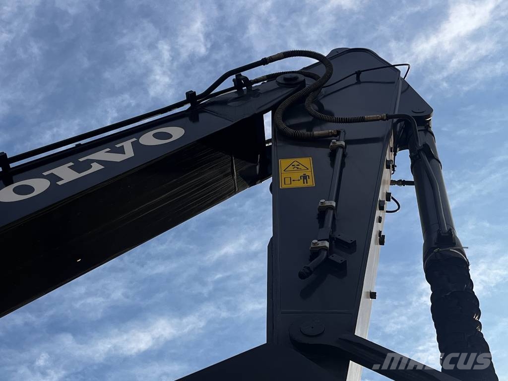 Volvo EC 240 B Gravemaskiner på larvebånd