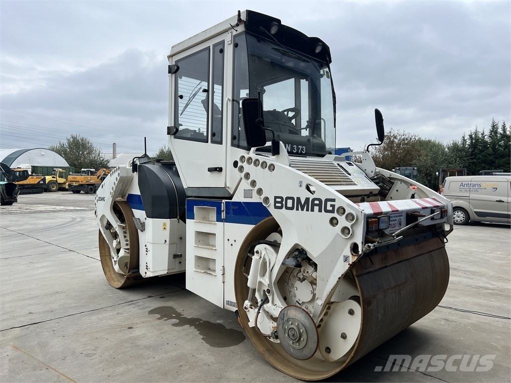Bomag BW 154 AD-4 Катки тротуарные