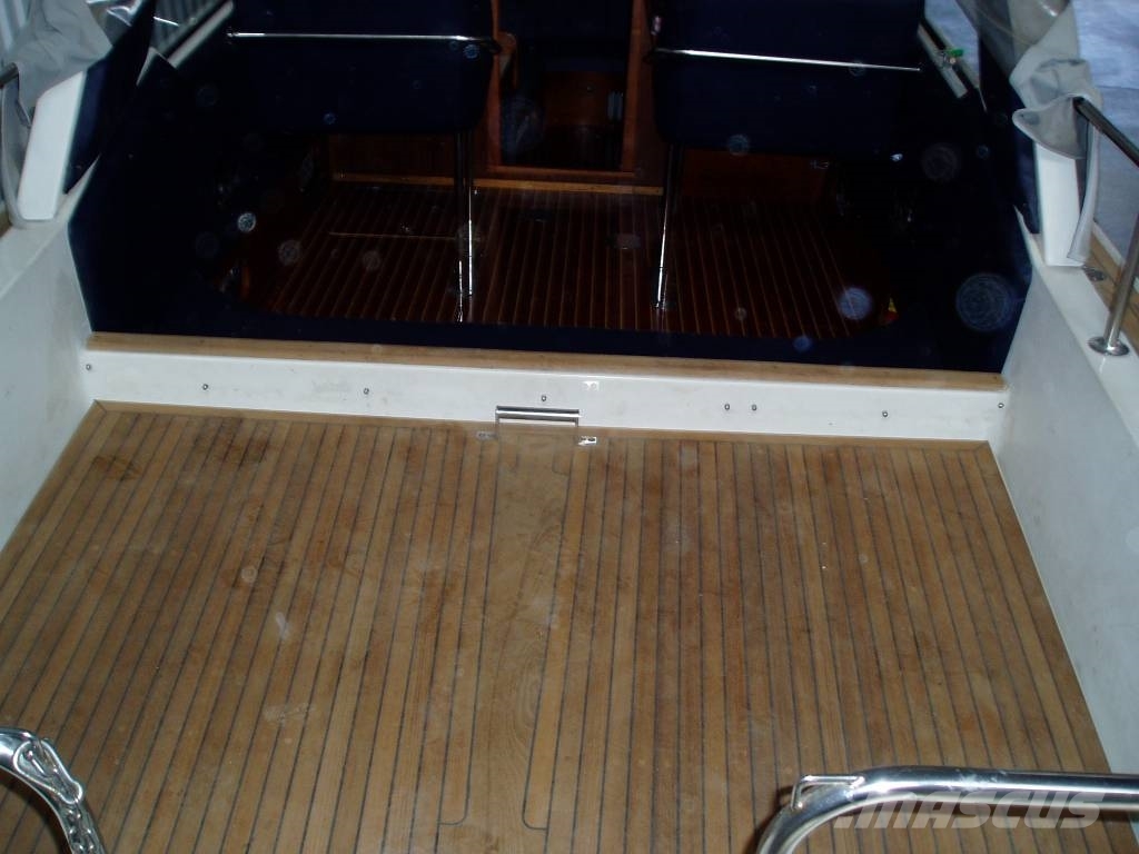 Cobra 38 FD Arbetsbåtar, pråmar och pontoner