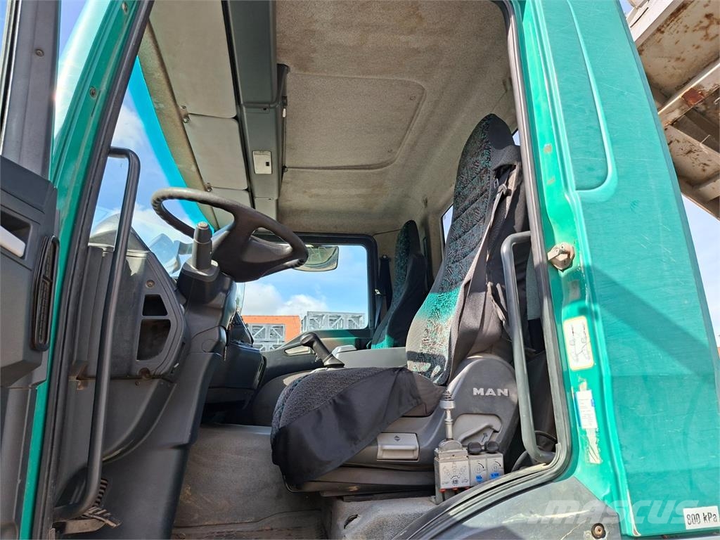 MAN TGM 18.280 4X4 BB Kipper