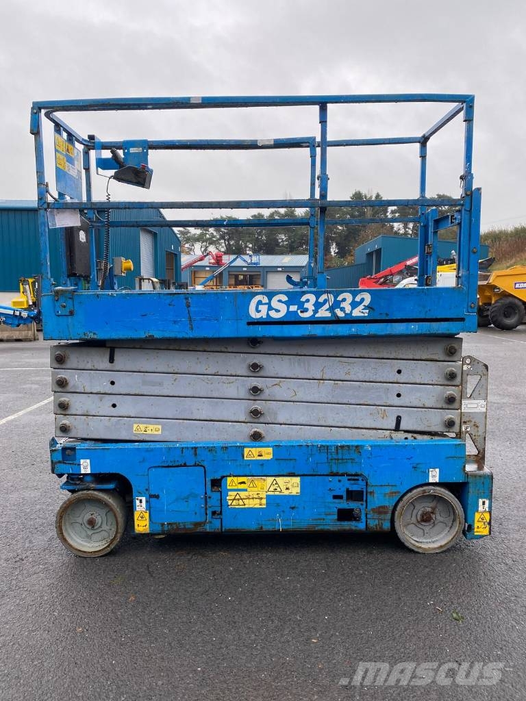 Genie GS 3232 가위형 리프트