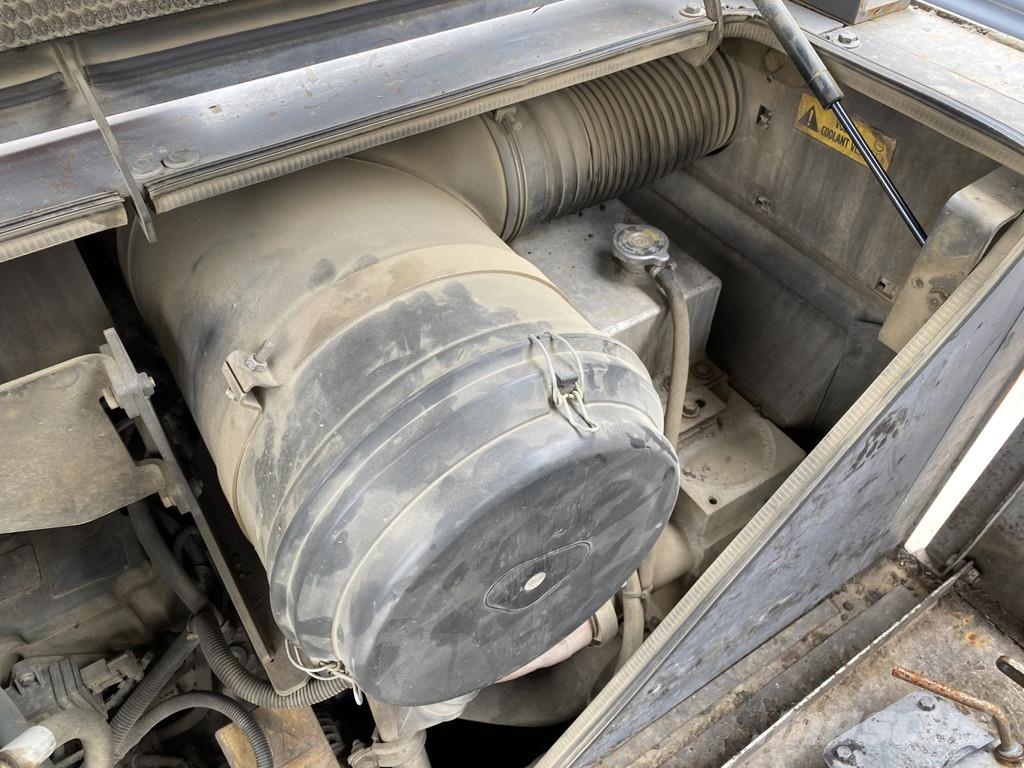 Volvo P7820C Asfaltni finišerji