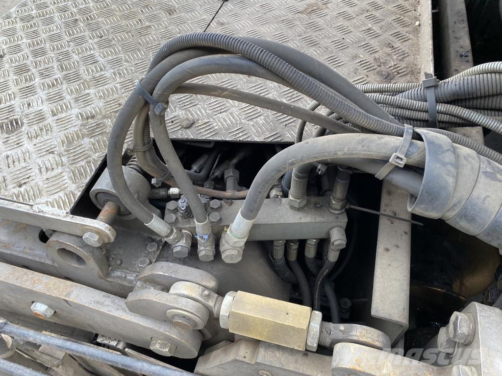 Volvo P7820C Asfaltni finišerji