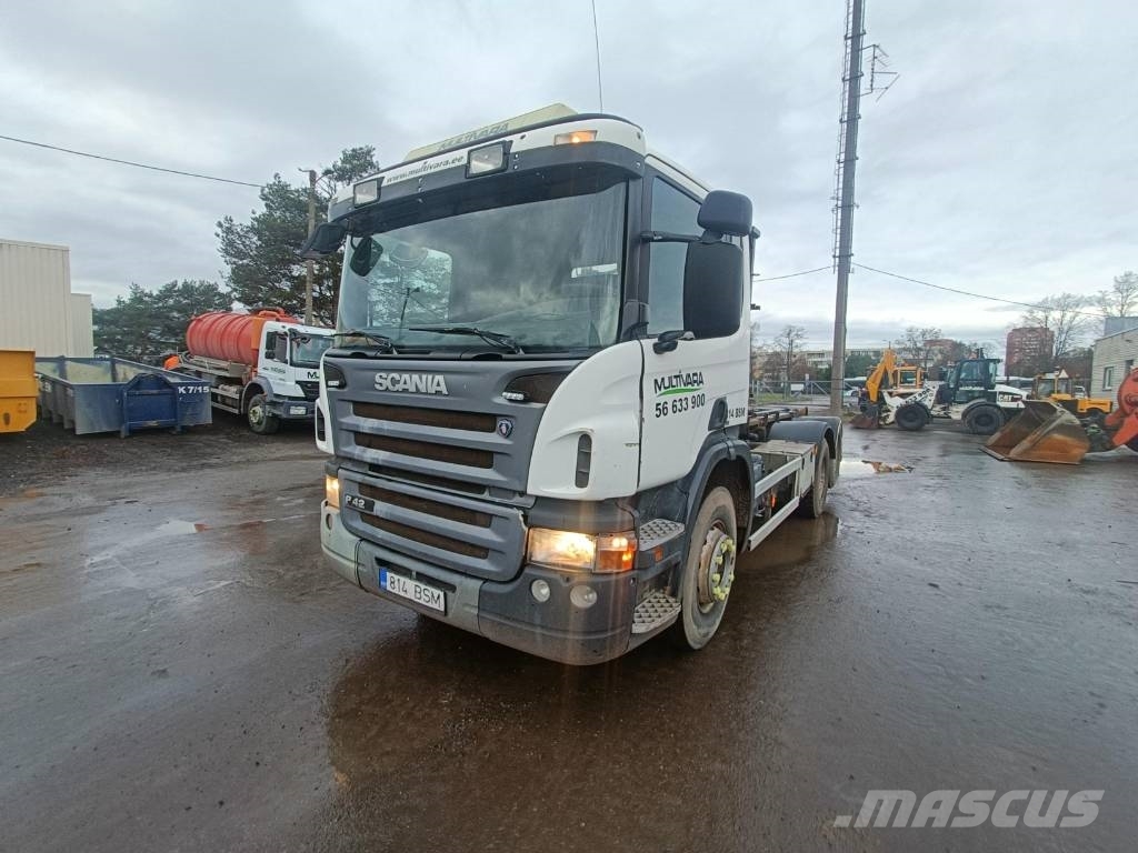 Scania P 420 Vrachtwagen met containersysteem