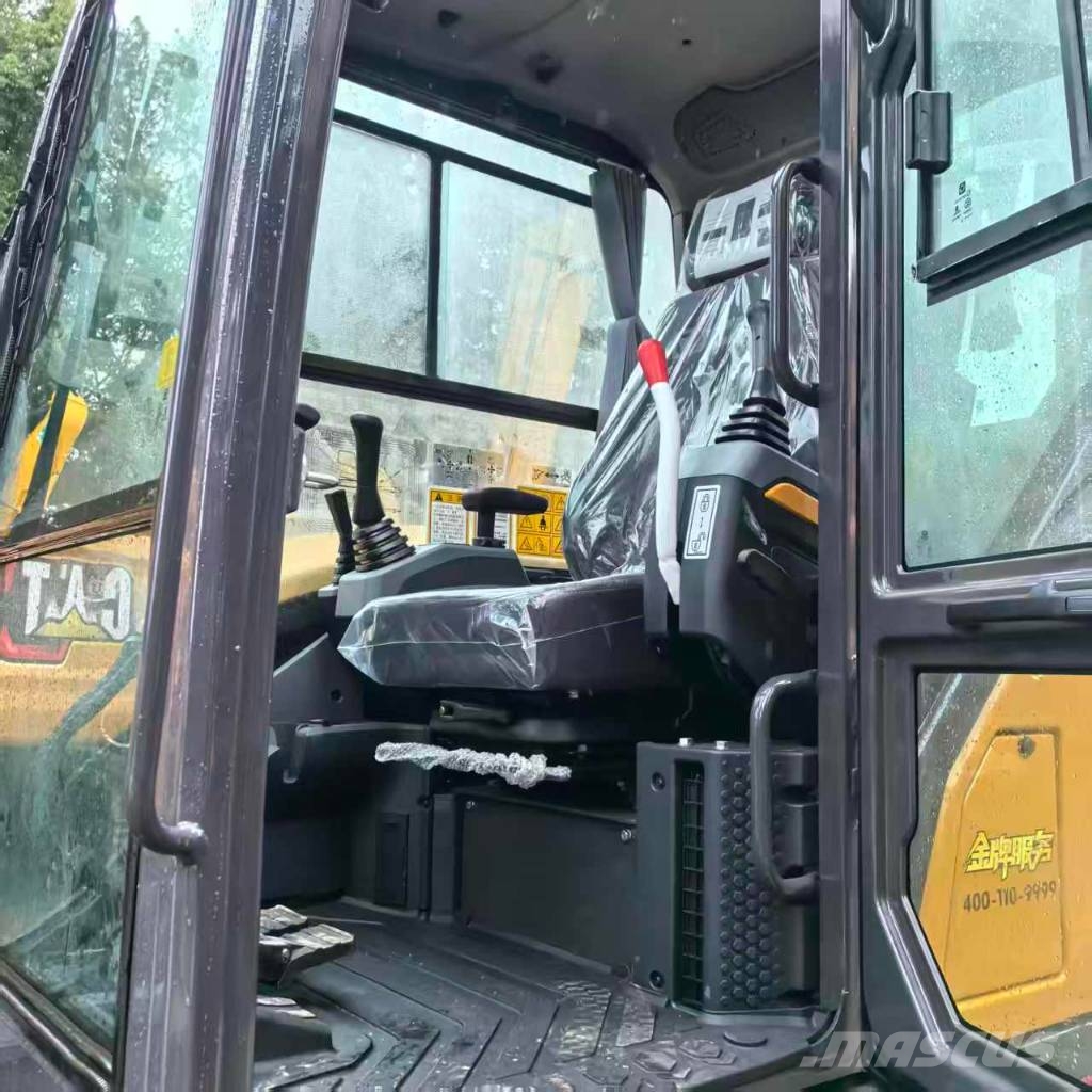 XCMG XE 60 GA 小型挖掘机