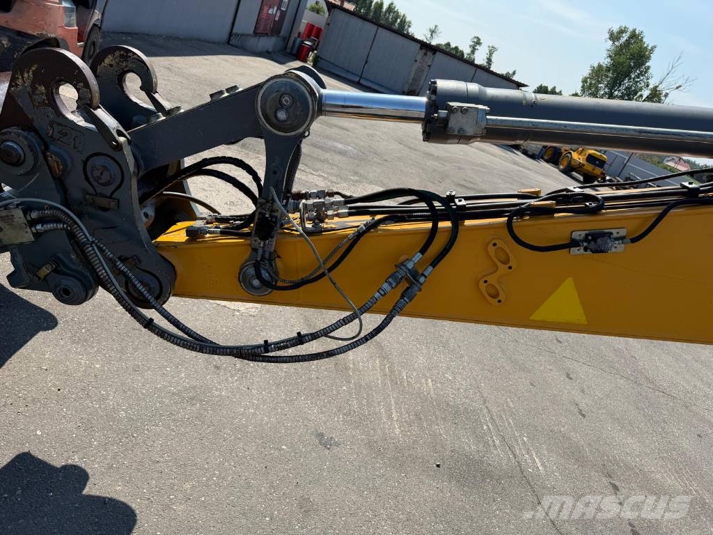 Liebherr R 922 L Bagri goseničarji