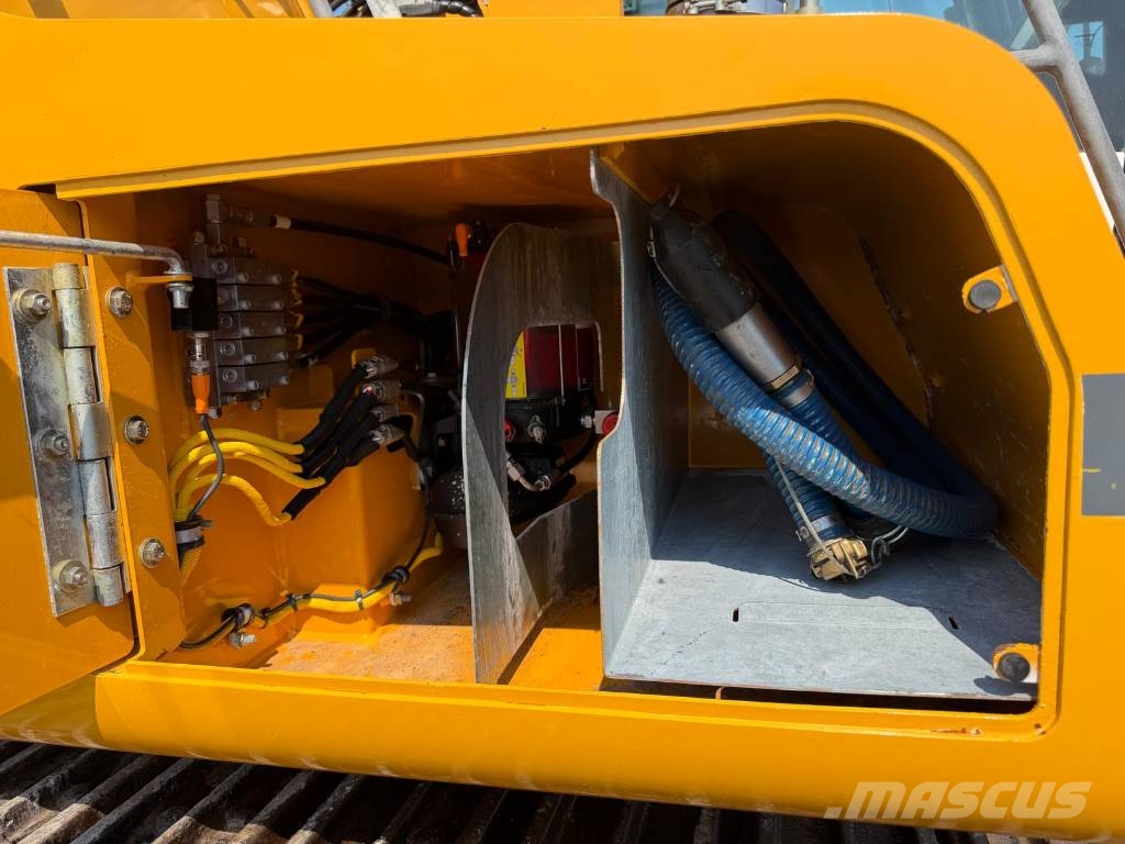 Liebherr R 922 L Bagri goseničarji