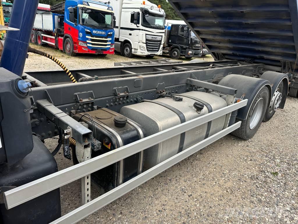 DAF XF 530 6x2 //Volume tipper 45m3 // Trailer 59m3 Camion benne