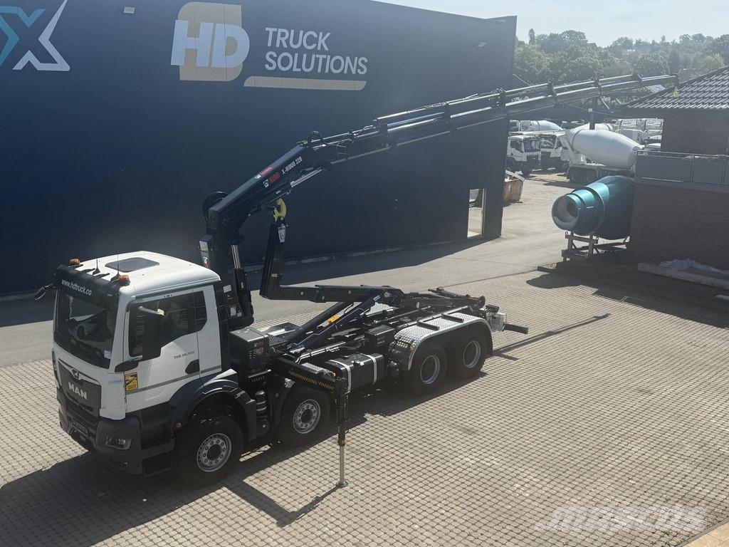 MAN TGS 35.520 TGS 35.520 8x4 Abrollkipper + Kran HIAB Hook lift trucks