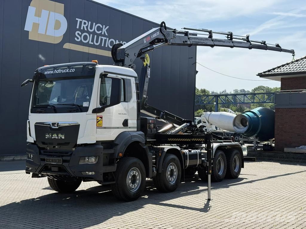 MAN TGS 35.520 TGS 35.520 8x4 Abrollkipper + Kran HIAB شاحنات الرافعات الخطافية