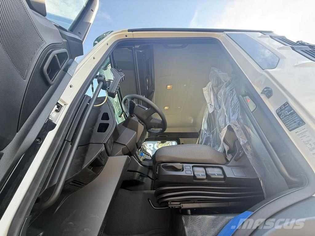 MAN TGS 35.520 TGS 35.520 8x4 Abrollkipper + Kran HIAB شاحنات الرافعات الخطافية