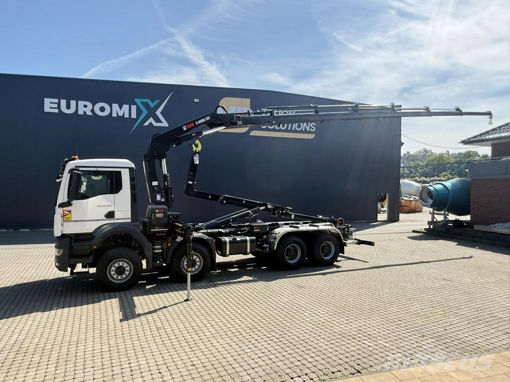 MAN TGS 35.520 TGS 35.520 8x4 Abrollkipper + Kran HIAB Hook lift trucks