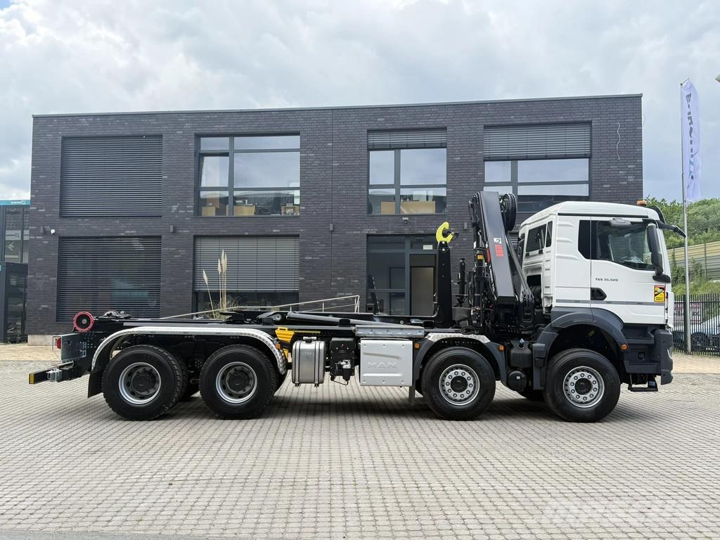 MAN TGS 35.520 TGS 35.520 8x4 Abrollkipper + Kran HIAB Hook lift trucks