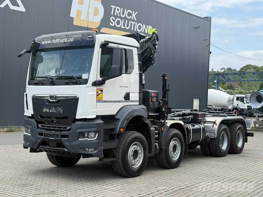 MAN TGS 35.520 TGS 35.520 8x4 Abrollkipper + Kran HIAB Hook lift trucks