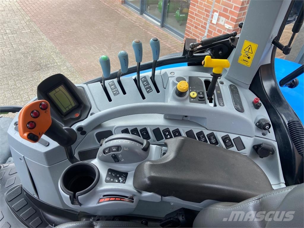New Holland T7.250 Traktorji