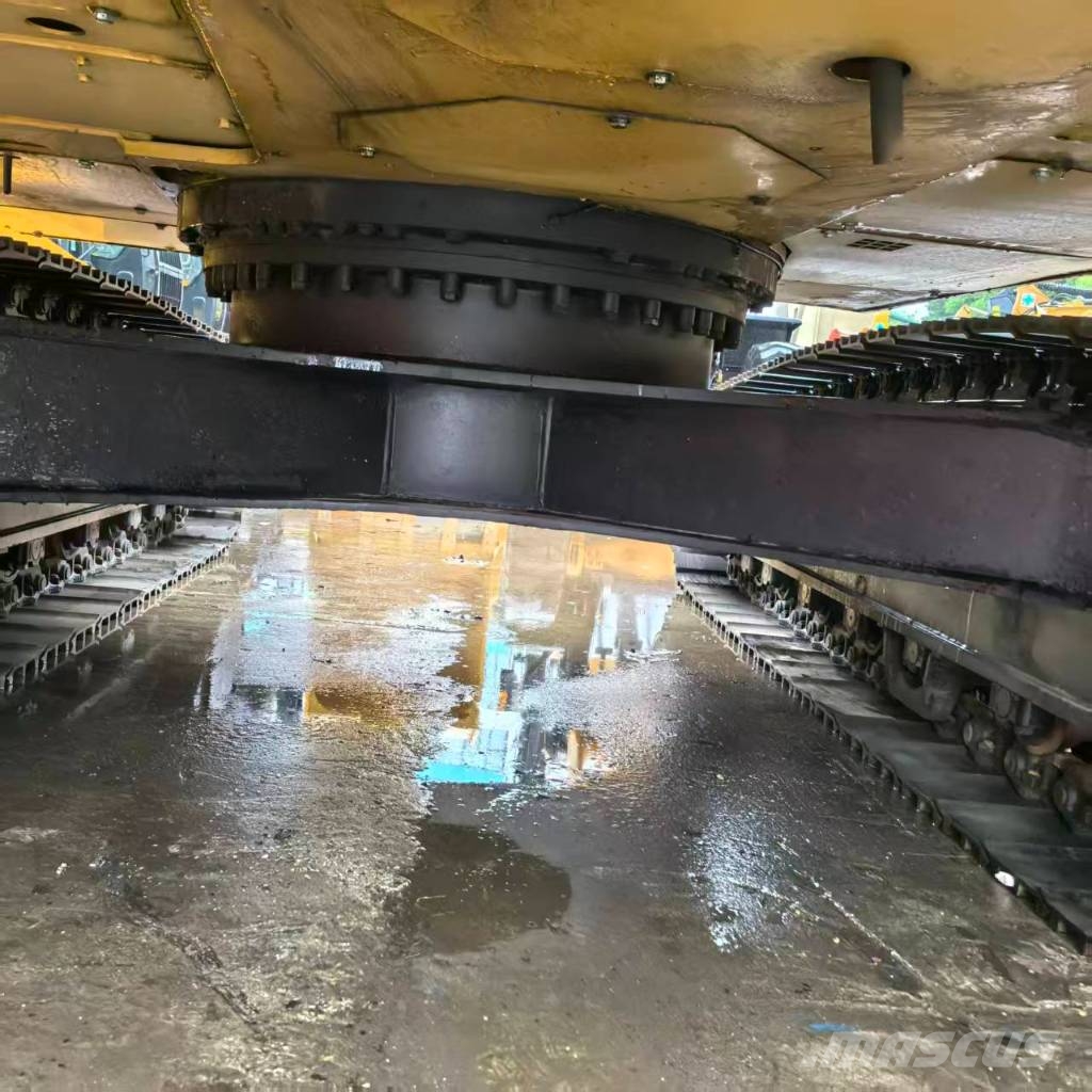 CAT 323 D2 대형 굴삭기 29톤 이상