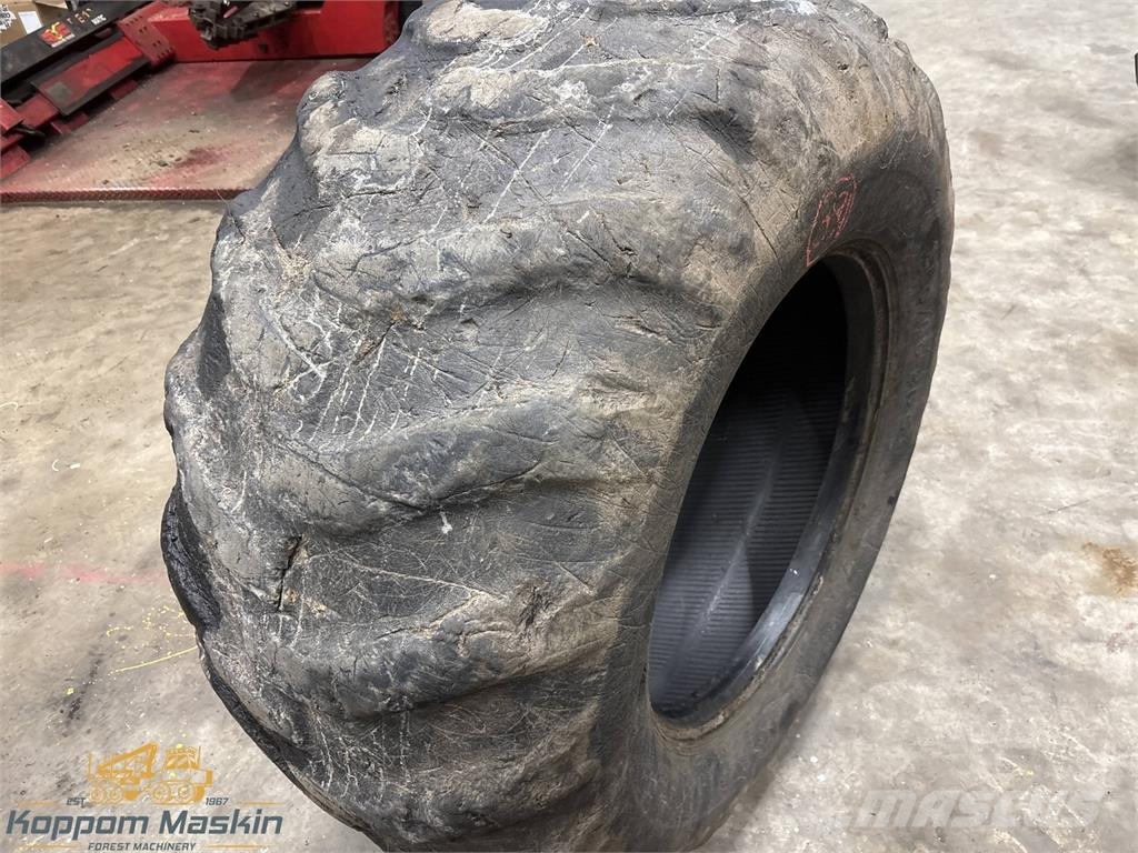 Nokian Els 600/55x26,5 Used/Beg Renkaat ja vanteet