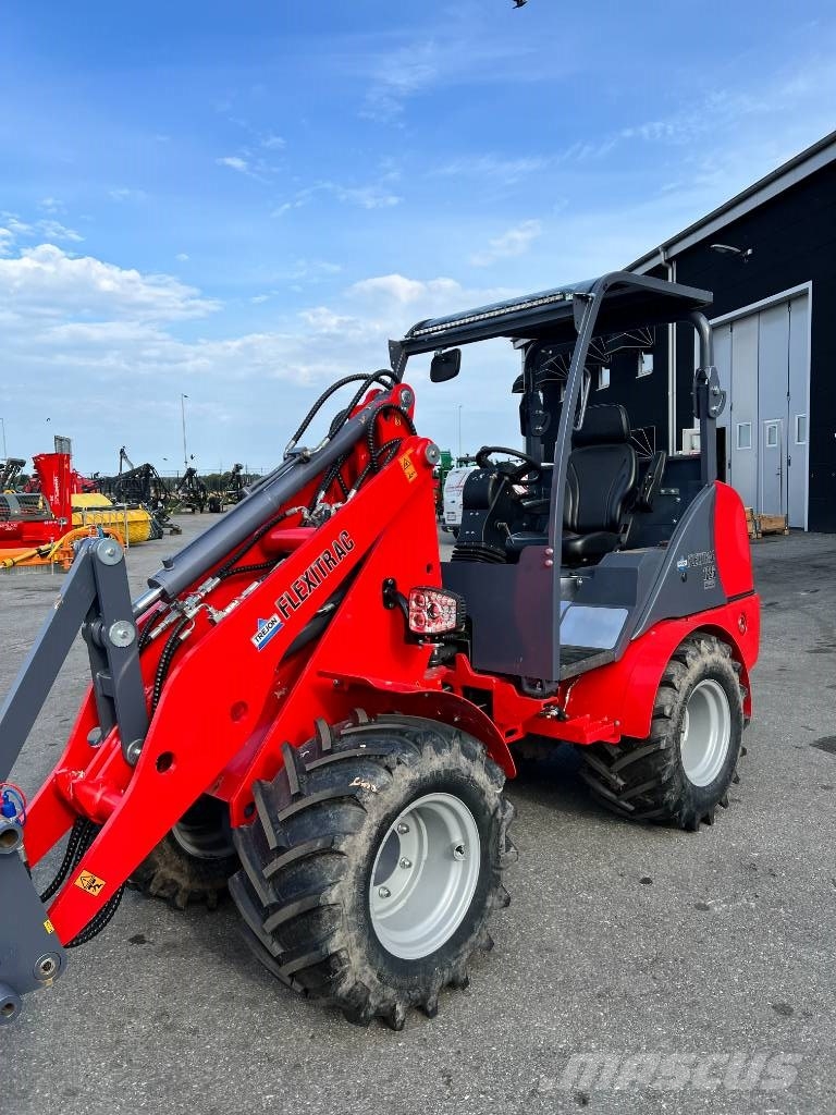 Flexitrac 1226 LRF Daugiafunkciniai pakrovėjai