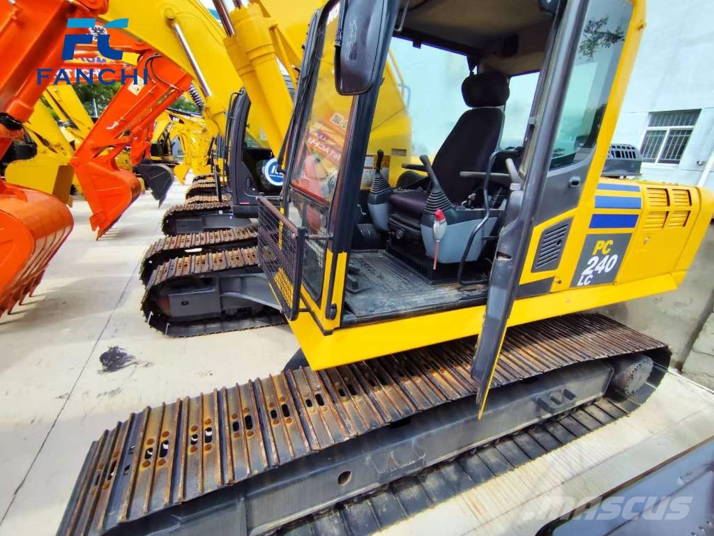 Komatsu PC 240 LC-8 Raupenbagger