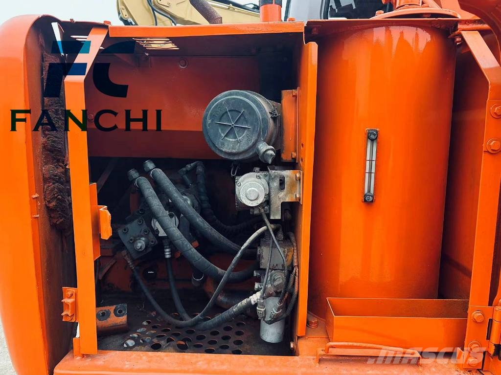Hitachi EX 60 Мини-экскаваторы