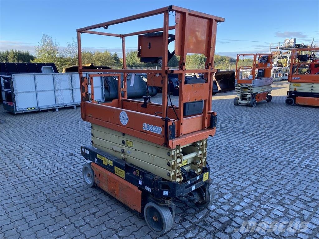 JLG 1932R Käärtõstukid