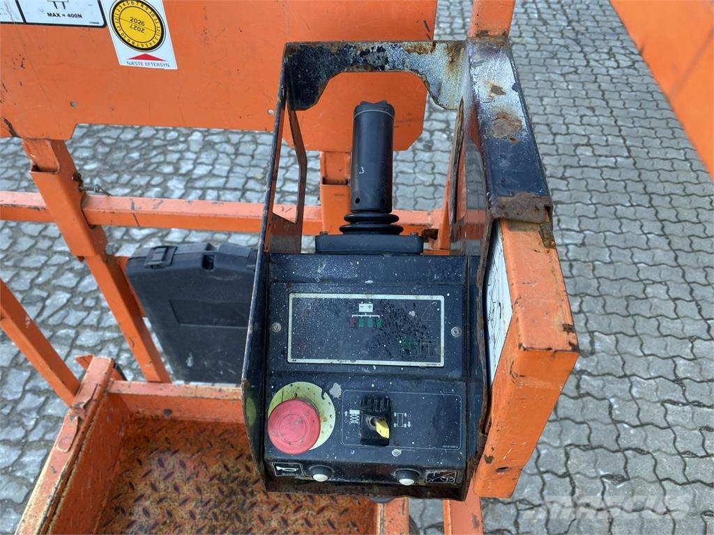 JLG 1932R Käärtõstukid