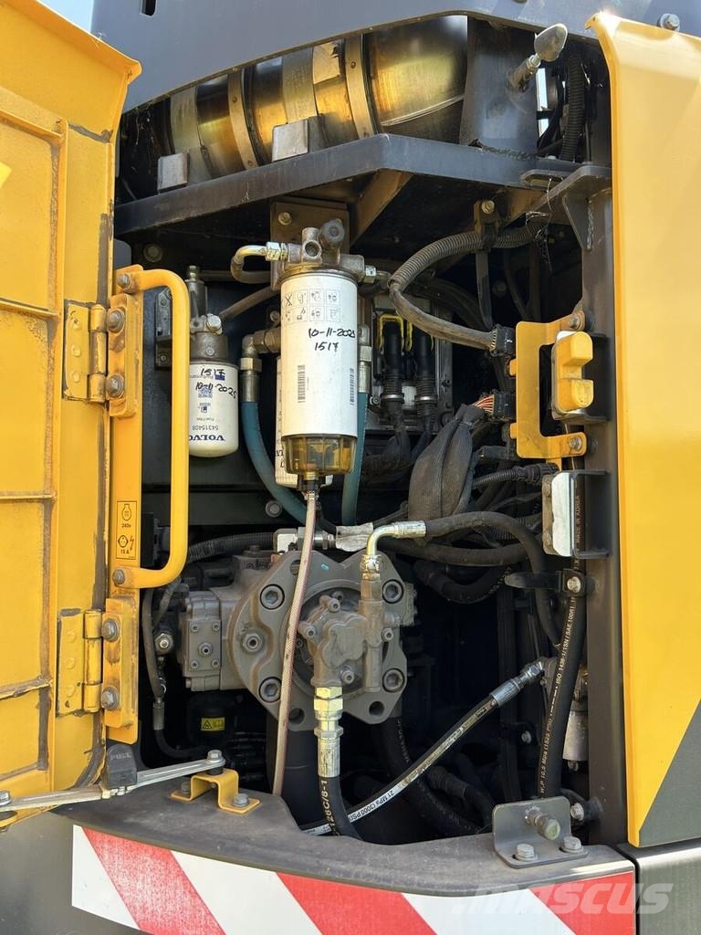 Volvo ECR235EL Rupsgraafmachines