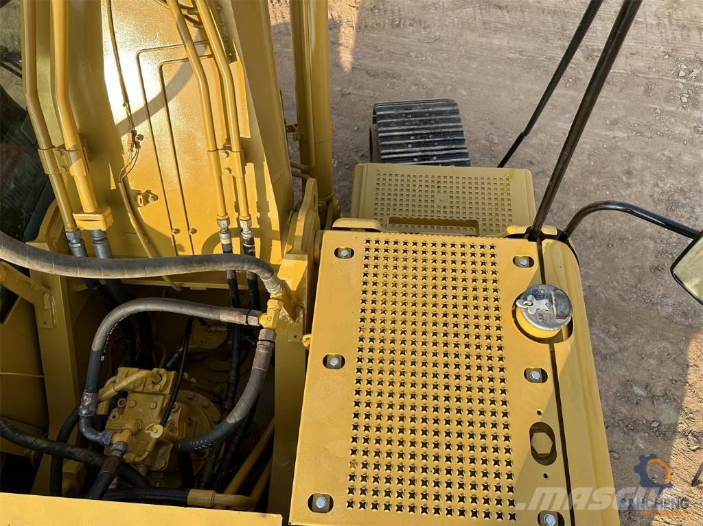 CAT 325C Bagri goseničarji