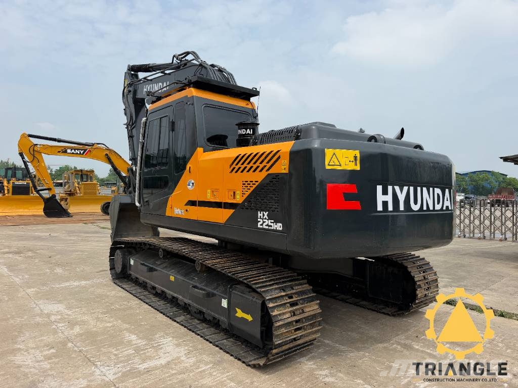 Hyundai HX 225 HD 대형 굴삭기 29톤 이상