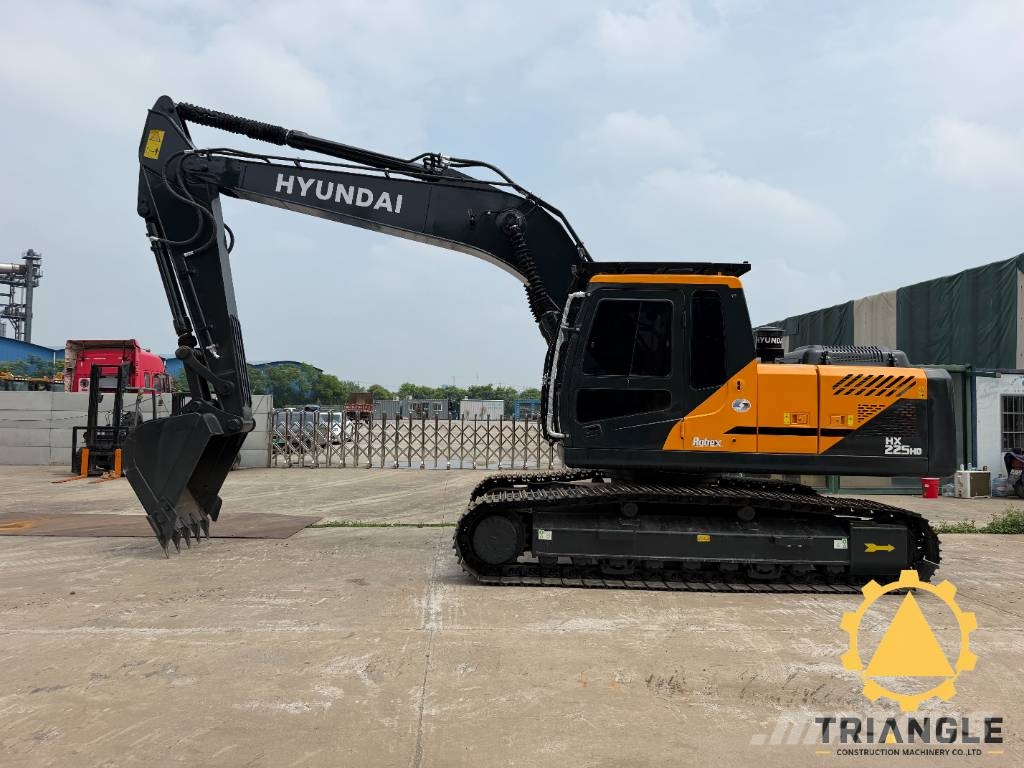 Hyundai HX 225 HD 대형 굴삭기 29톤 이상